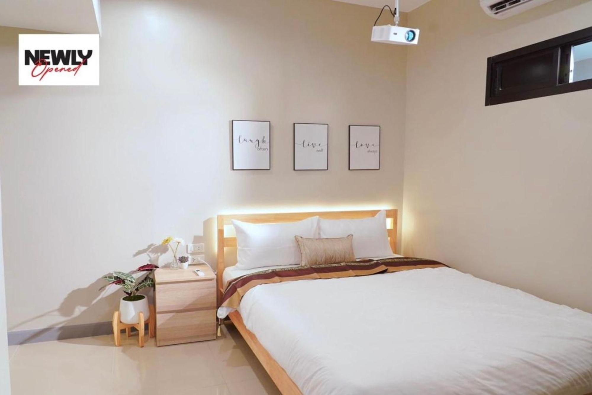 Bnb98 Silom Hotel Bangkok Esterno foto